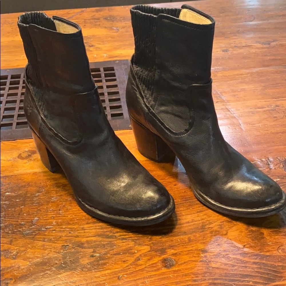Frye Lucinda Scrunch Short boots